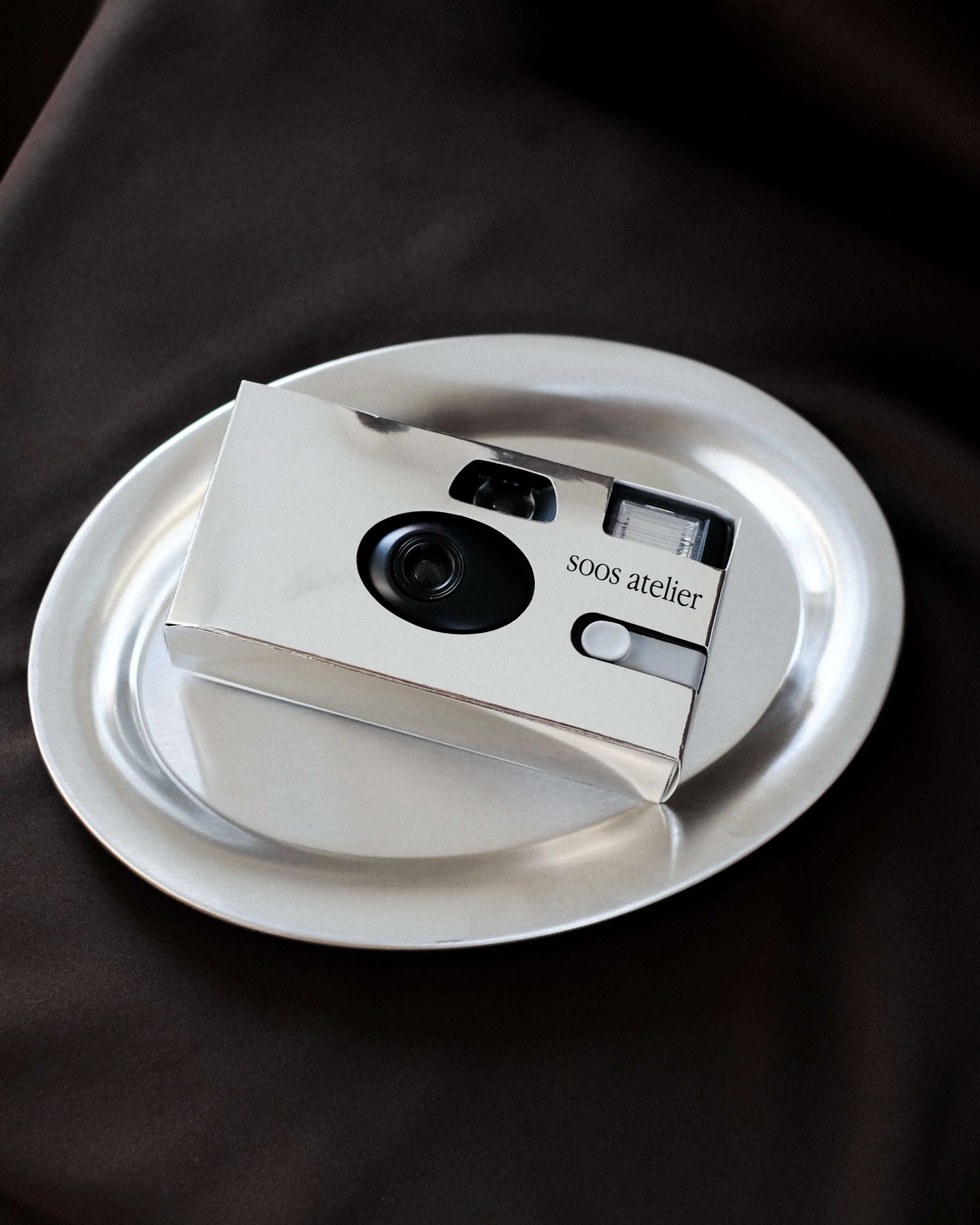 SOOS Atelier Disposable Camera Silver - Image 2